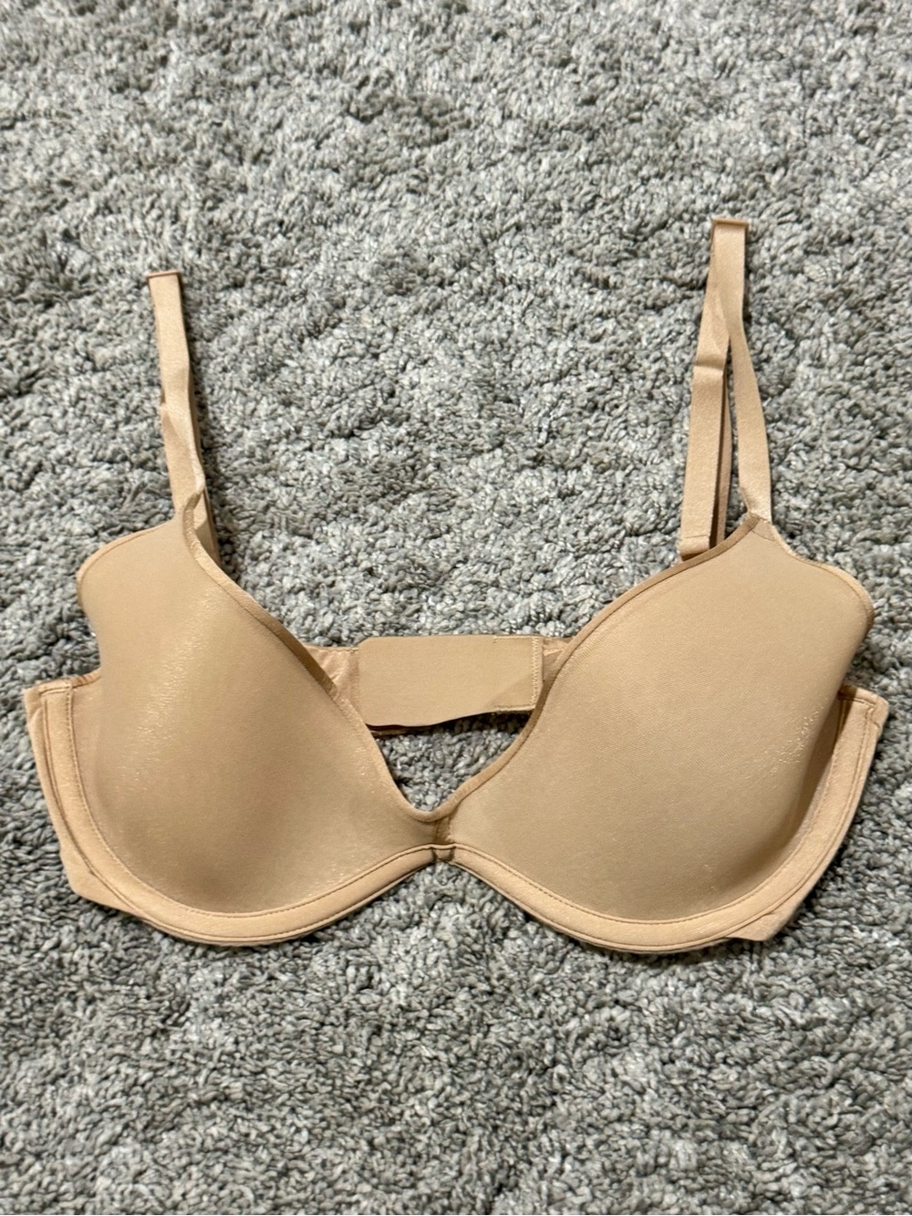 SKIMS Molded Underwire T-Shirt Bra-Nude/Tan-32C